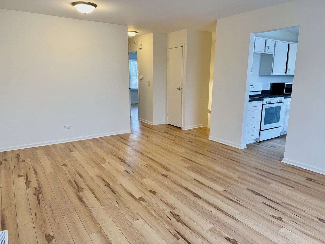 328 Kirkwood Cir Unit 328 #328 - Photo 6 of 16