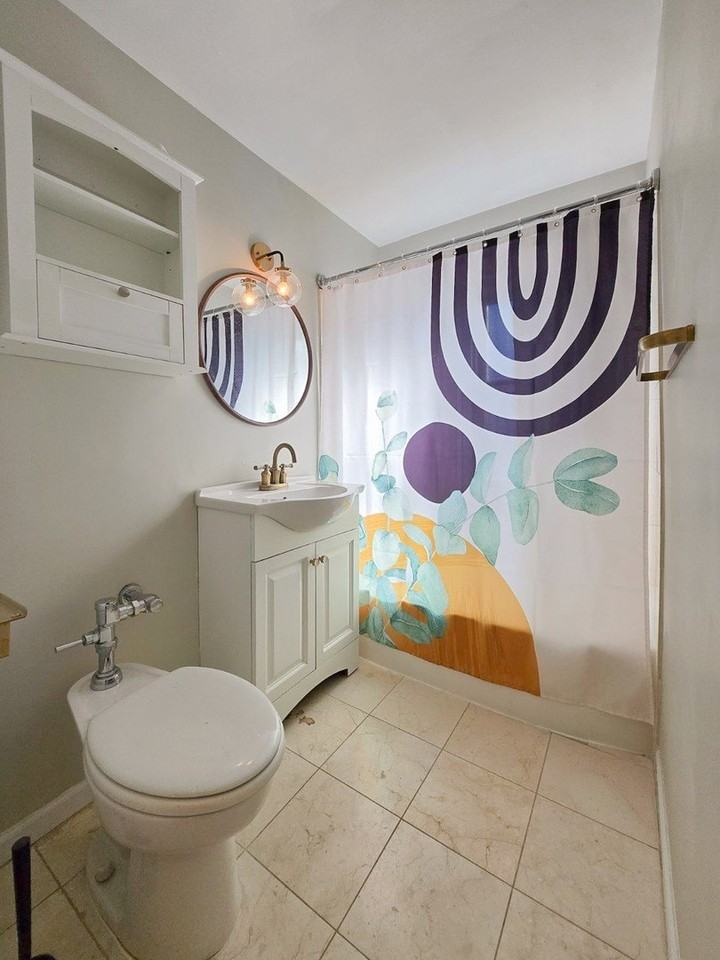 2909 N Sheridan Rd Apt 1810 #1810 - Photo 7 of 12