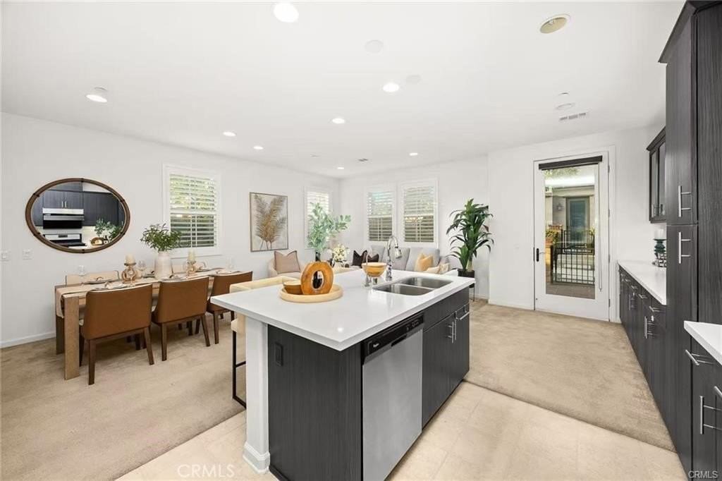 721 N Via Dolcetto - Photo 7 of 28