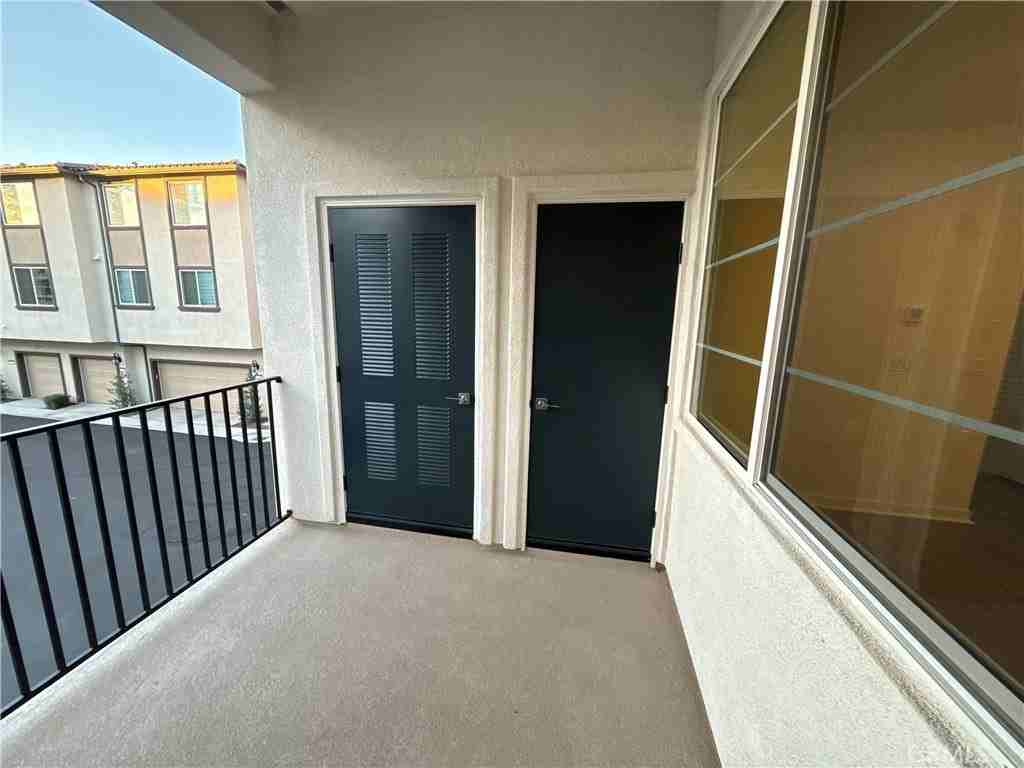 6114 Valentina Way #202 - Photo 4 of 22