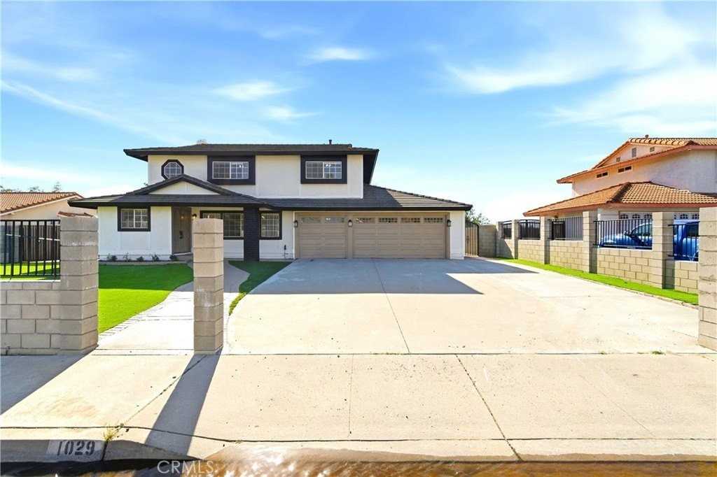 1029 W Madrona St - Photo 3 of 39