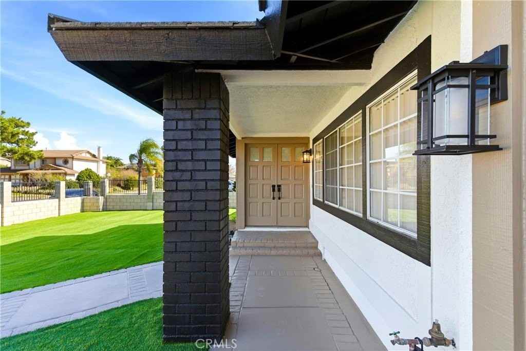 1029 W Madrona St - Photo 7 of 39