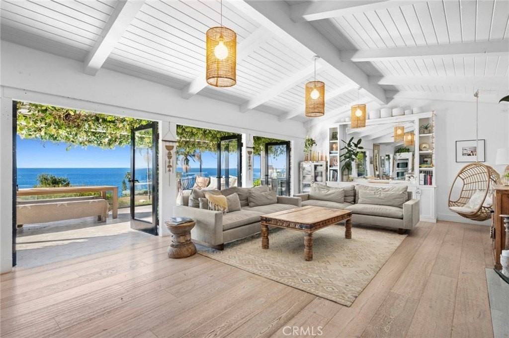 31292 Monterey St - Photo 2 of 24