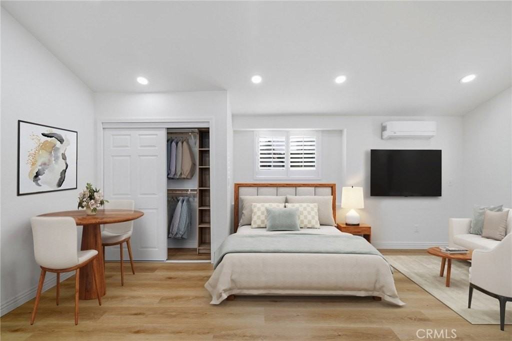 12511 Landale St - Photo 2 of 29