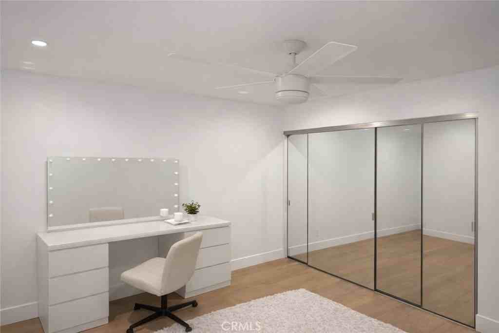 22827 Calvert St #1-2 - Photo 7 of 8