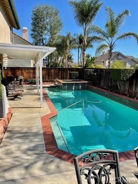 25141 Vista Oriente - Photo 2 of 8