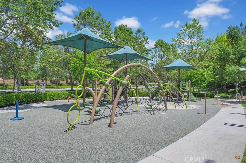 230 Bright Poppy - Photo 7 of 29