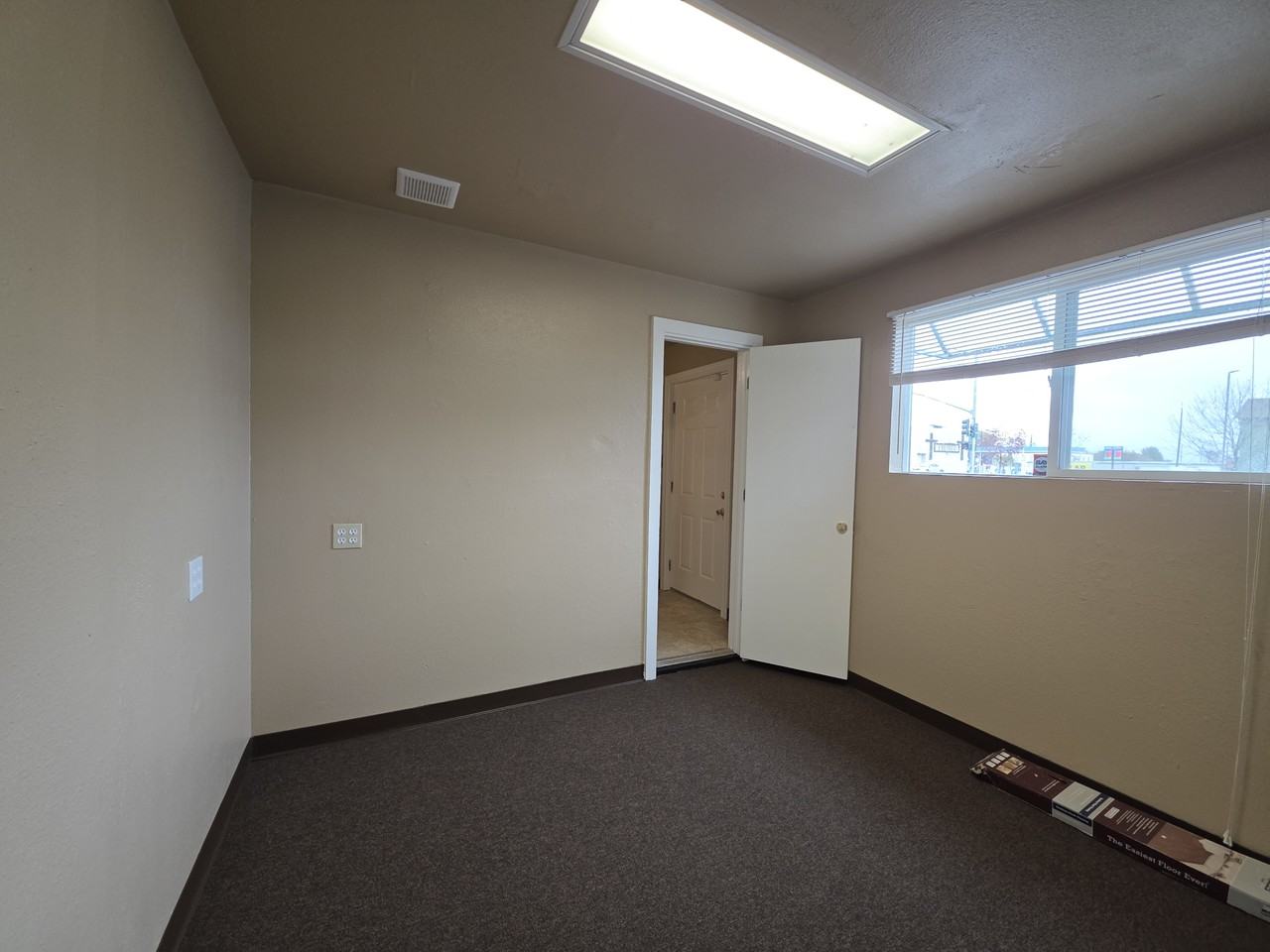 Walnut St. 805 B - 1 #1 - Photo 5 of 6