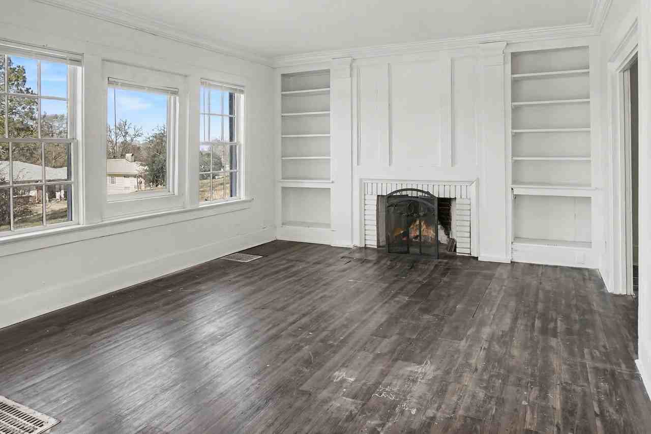 1811 Fairfax Ave #1 - Photo 3 of 10