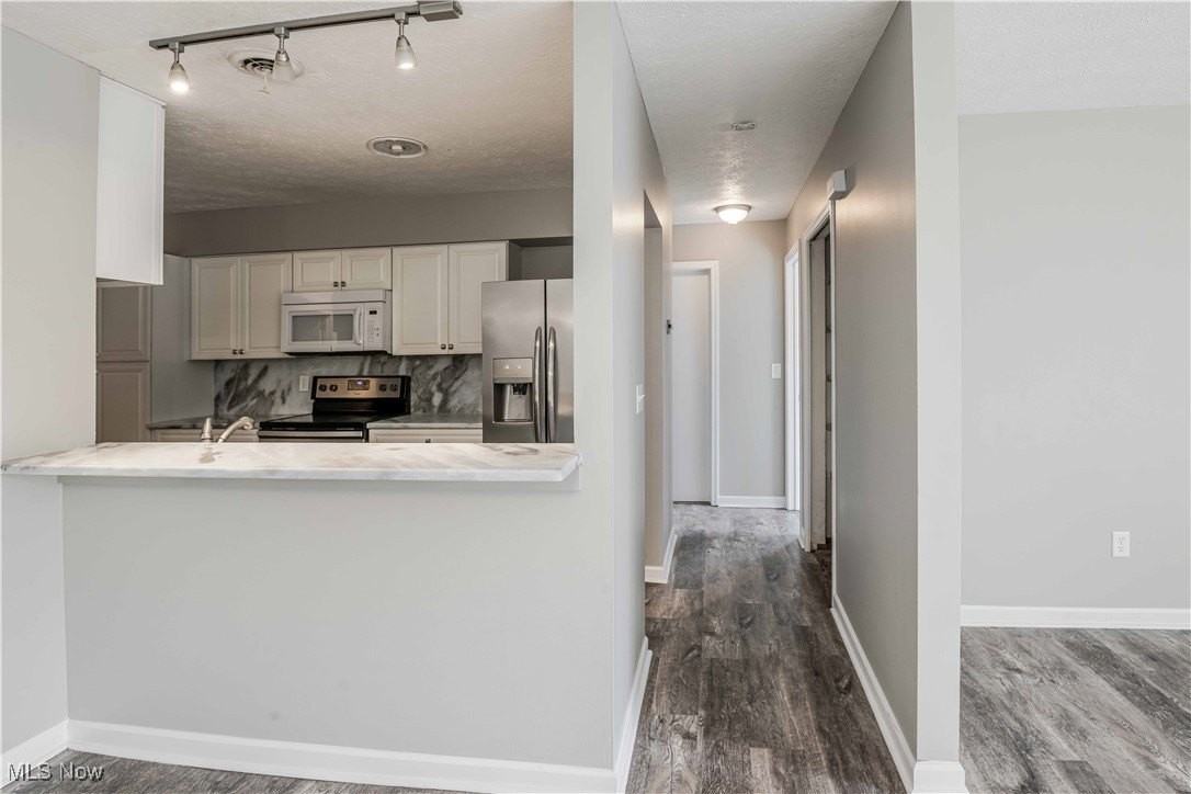 27 Landings Way - Photo 7 of 16