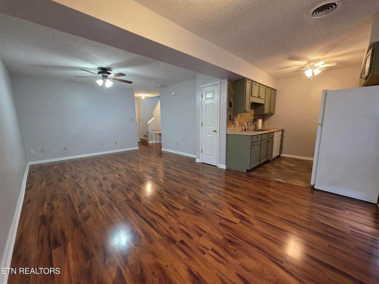 6505 Doe Creek Way - Photo 6 of 22