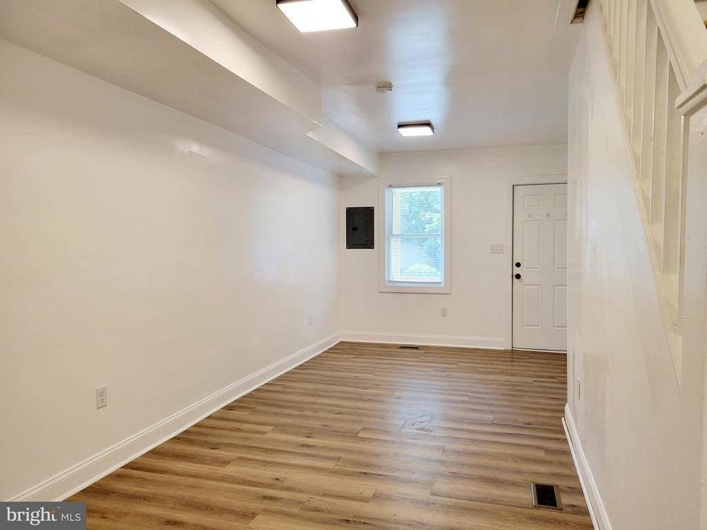 128 E Pall Mall St - Photo 6 of 11