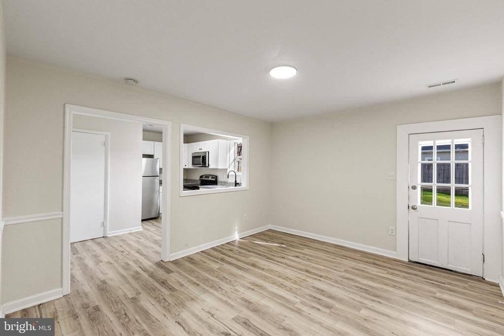 7760 Port Tobacco Rd - Photo 6 of 12