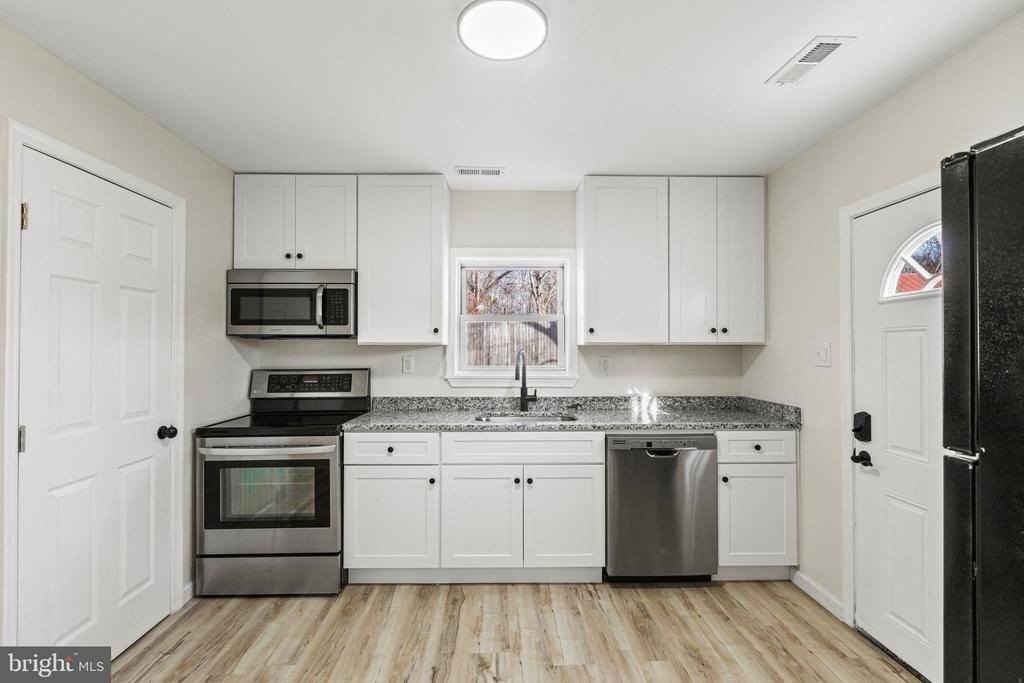 7764 Port Tobacco Rd - Photo 4 of 14