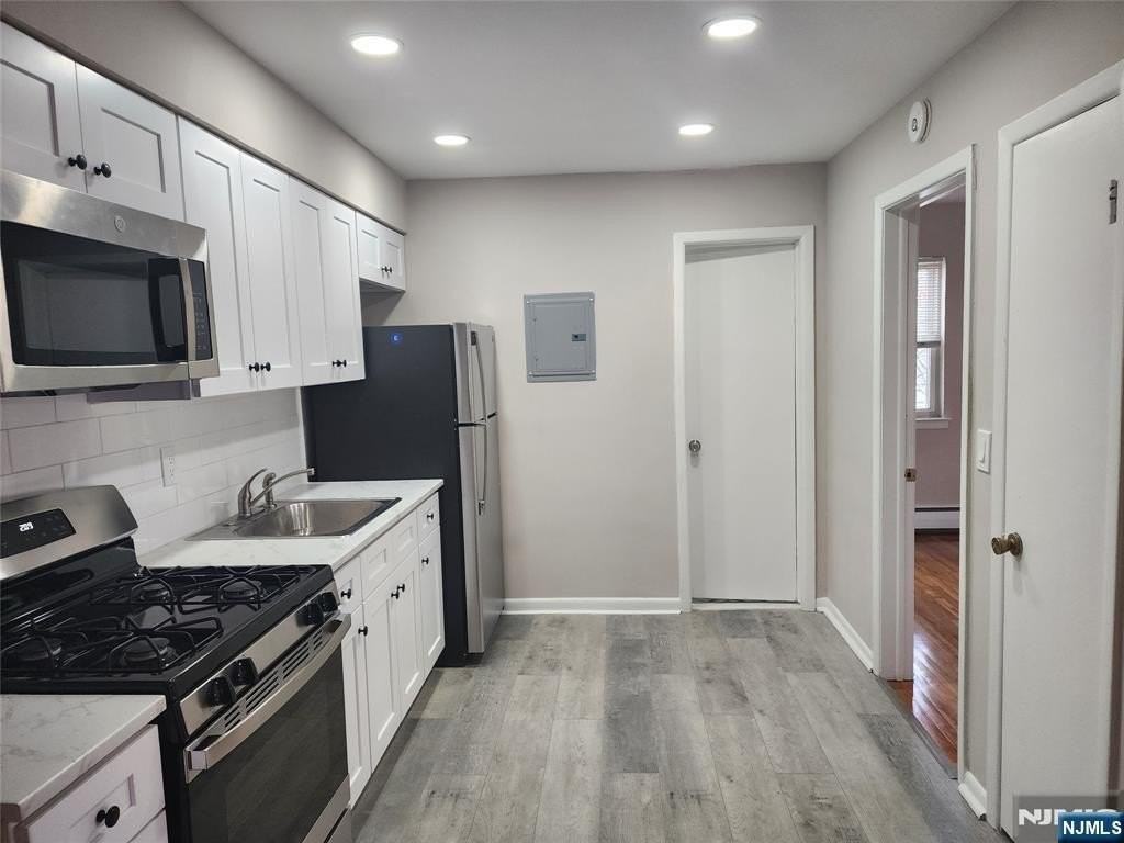 65 E Main St - Photo 4 of 9