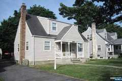 689 Godwin Ave - Photo 1 of 1