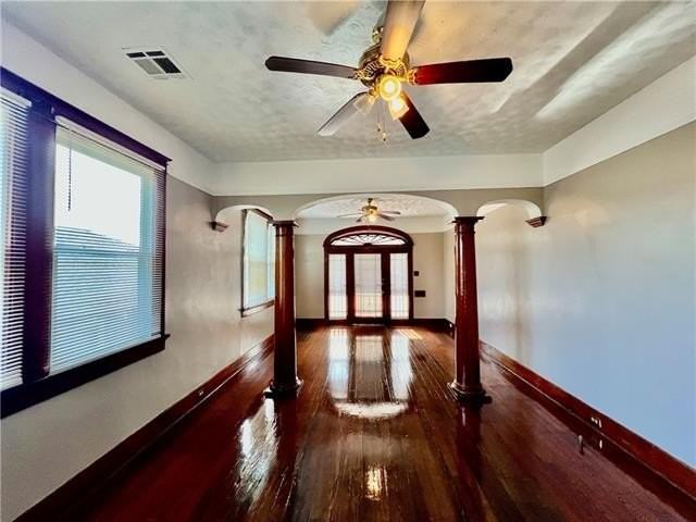 1415 Alvar St - Photo 4 of 16