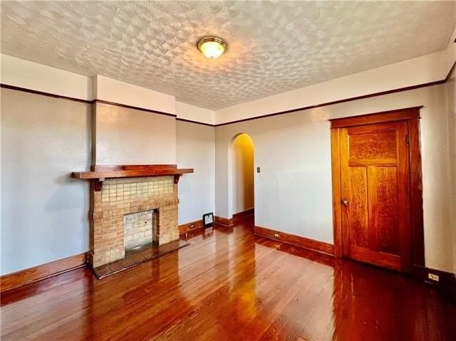 1415 Alvar St - Photo 6 of 16