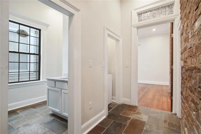 146 N Telemachus St - Photo 6 of 13