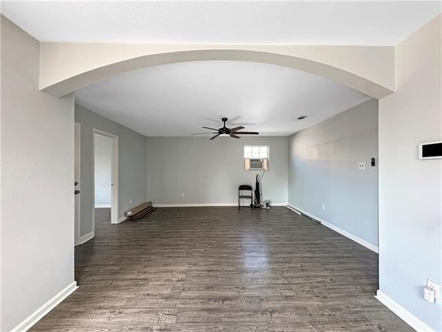 4631 Annette St - Photo 2 of 13