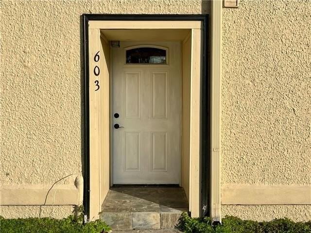 603 Clare Ct - Photo 2 of 14