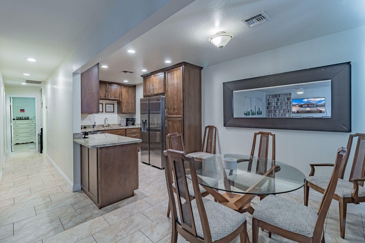 N 12th St - Photo 2 of 25