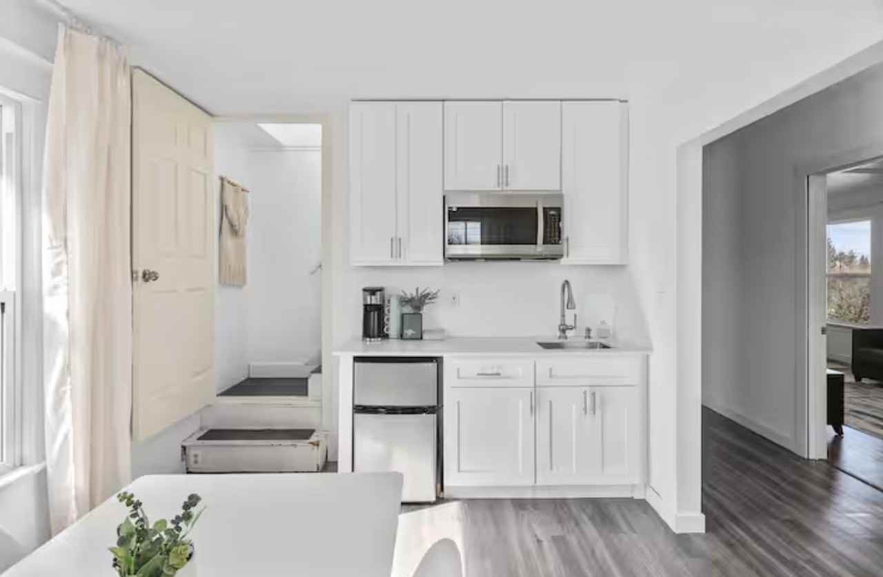 S Sprague Ave - Photo 4 of 23