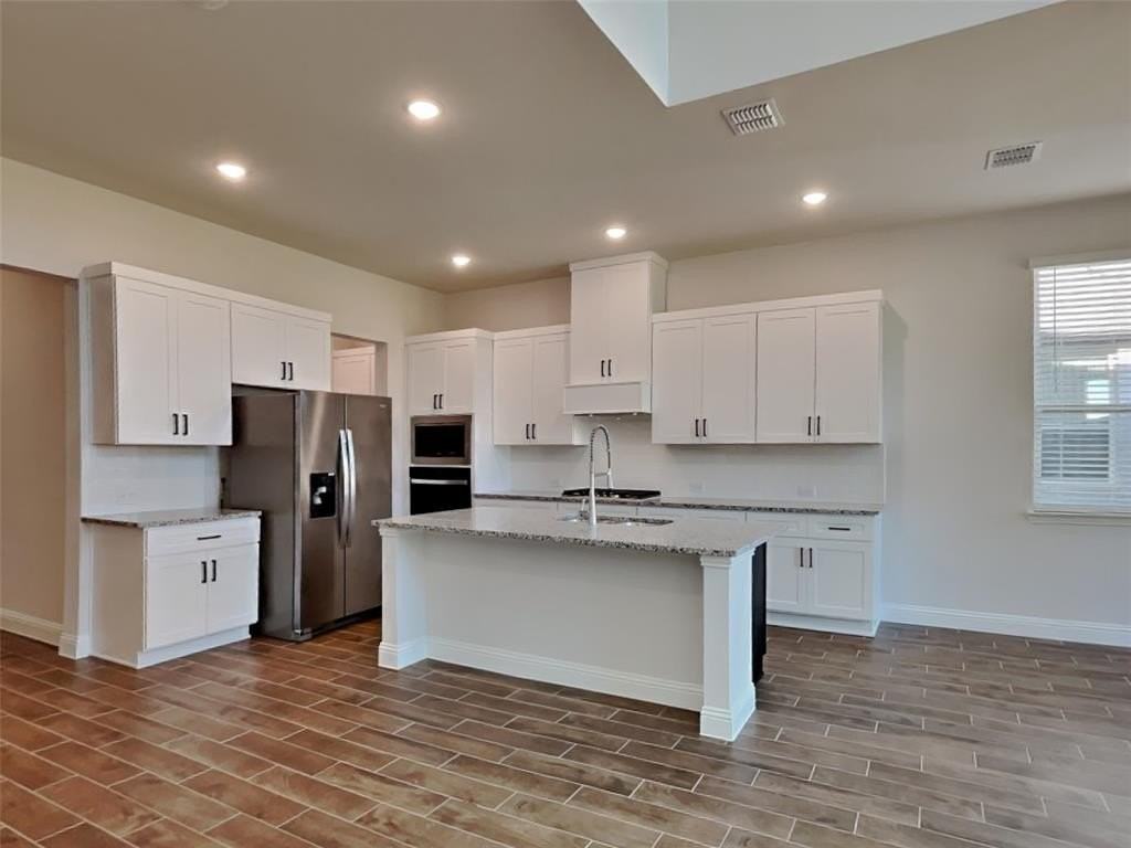 1032 Joseph Ct - Photo 7 of 33