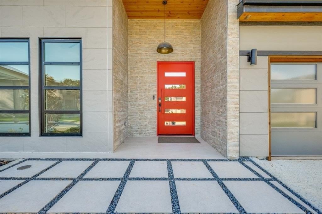 3079 Tall Oaks Ct - Photo 3 of 25