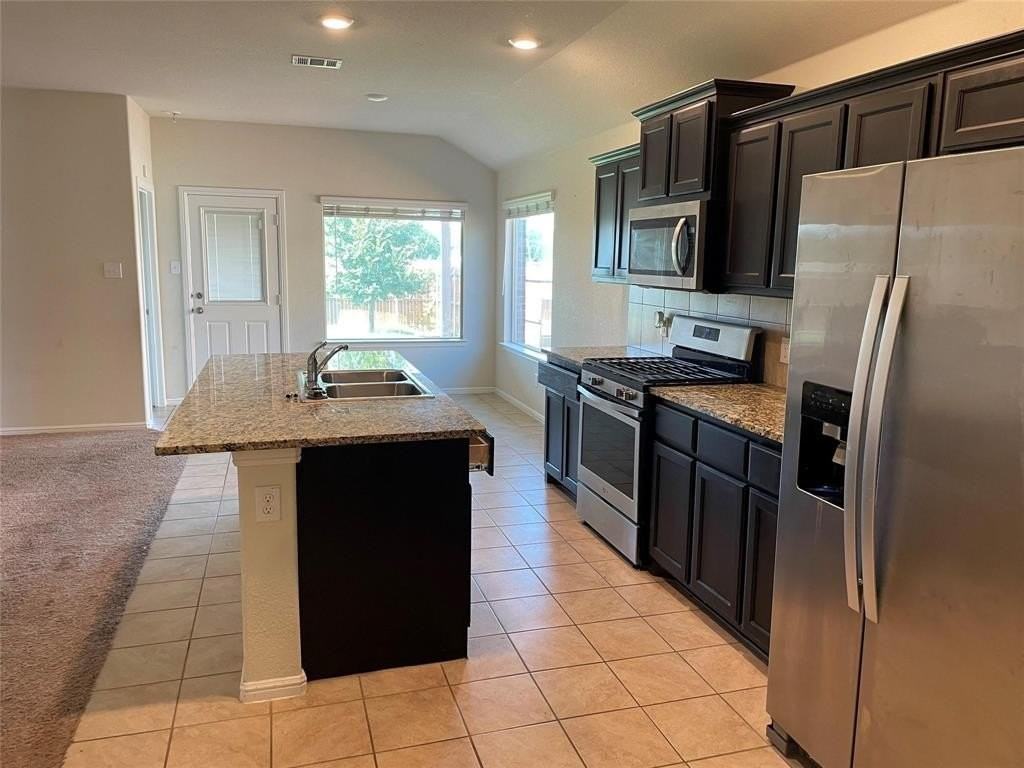 761 Watson Way - Photo 5 of 15