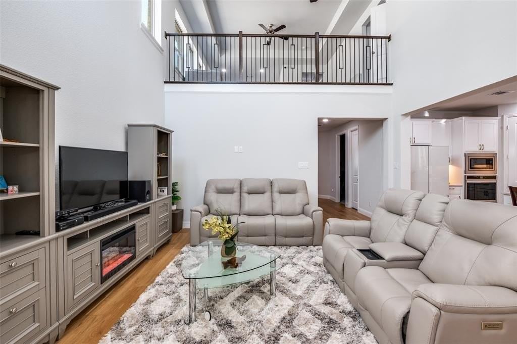 8468 Wembley - Photo 5 of 29