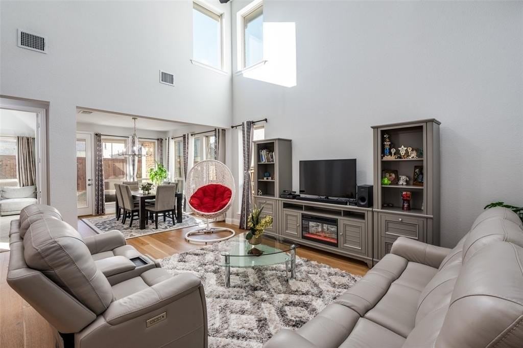 8468 Wembley - Photo 7 of 29