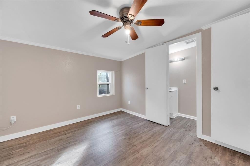 416 E Avenue F - Photo 4 of 14