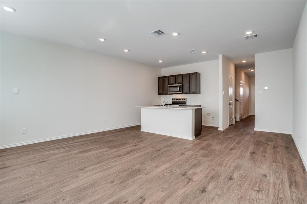 321 Tall Cedar Way - Photo 5 of 14