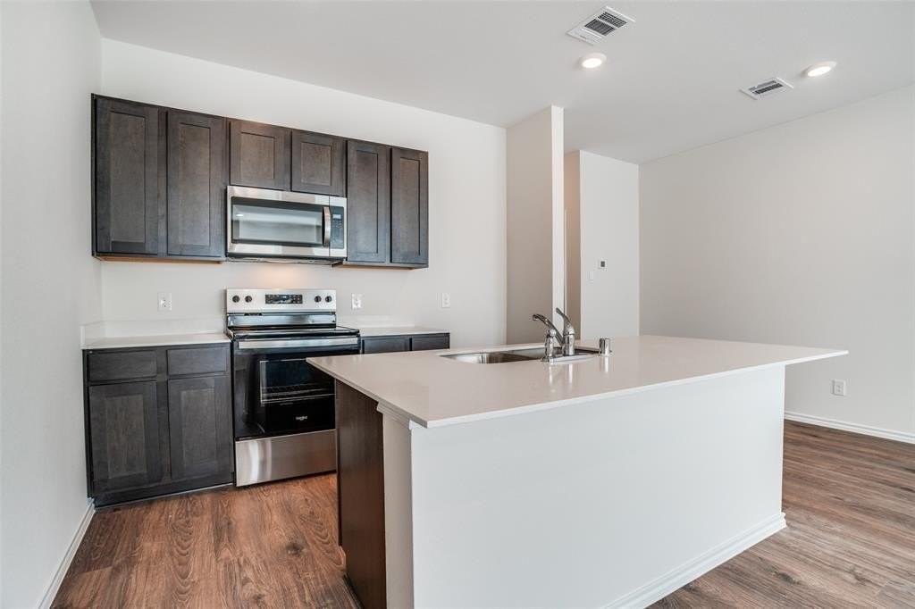 321 Tall Cedar Way - Photo 7 of 14