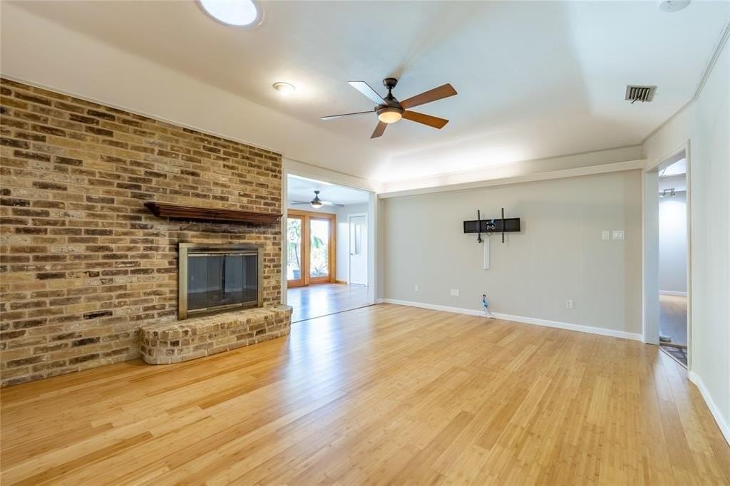 1509 Shannon Ct - Photo 6 of 40