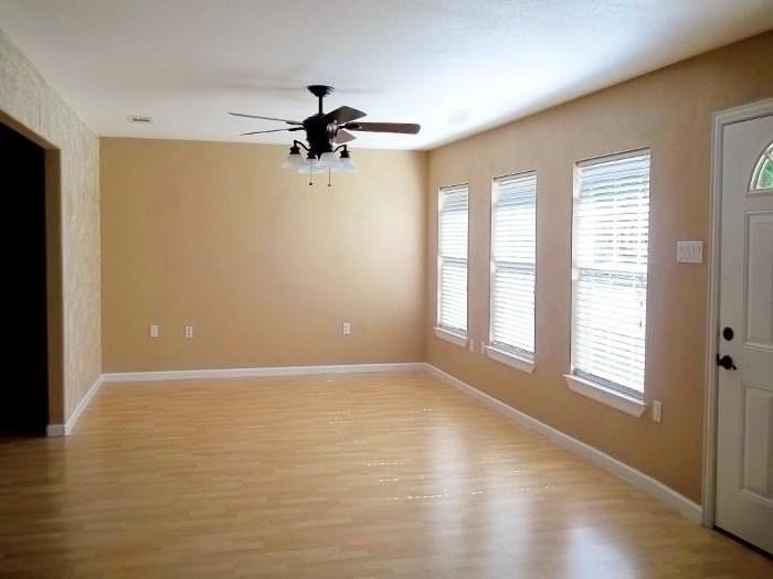 801 Peterson St - Photo 2 of 12