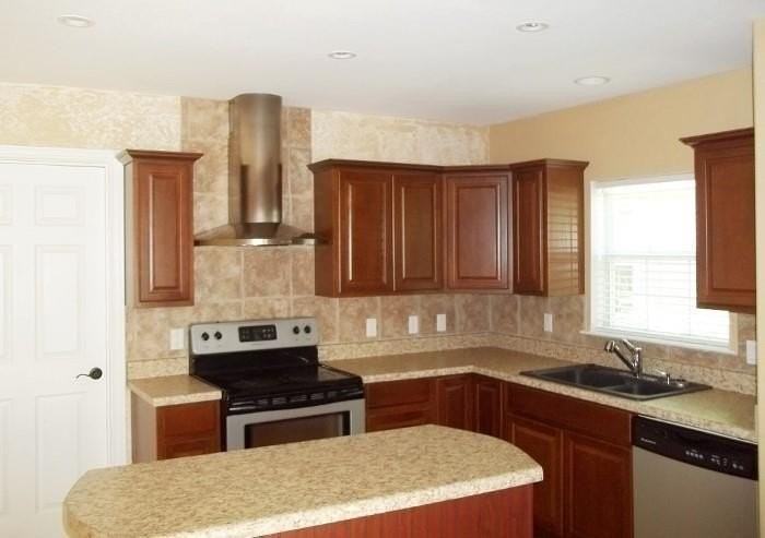 801 Peterson St - Photo 6 of 12