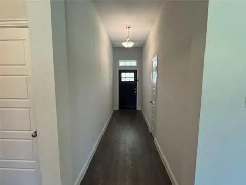 1433 Eagle Nest Dr - Photo 6 of 36