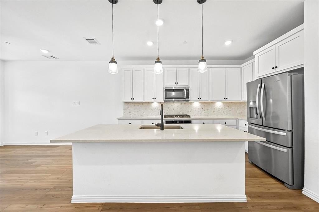 2226 Adena Springs Dr - Photo 6 of 28