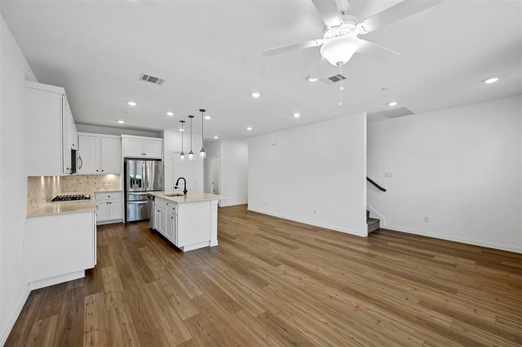 2226 Adena Springs Dr - Photo 7 of 28