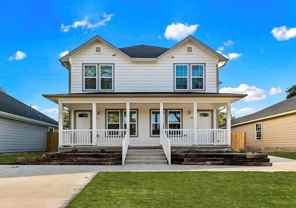 406 E Elm St - Photo 1 of 1