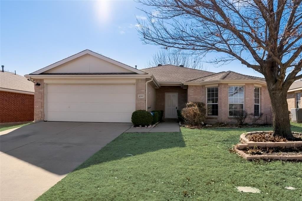 2317 Glenhaven Dr - Photo 2 of 16