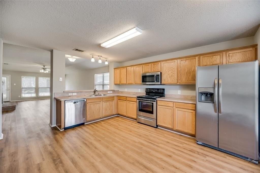 2317 Glenhaven Dr - Photo 6 of 16