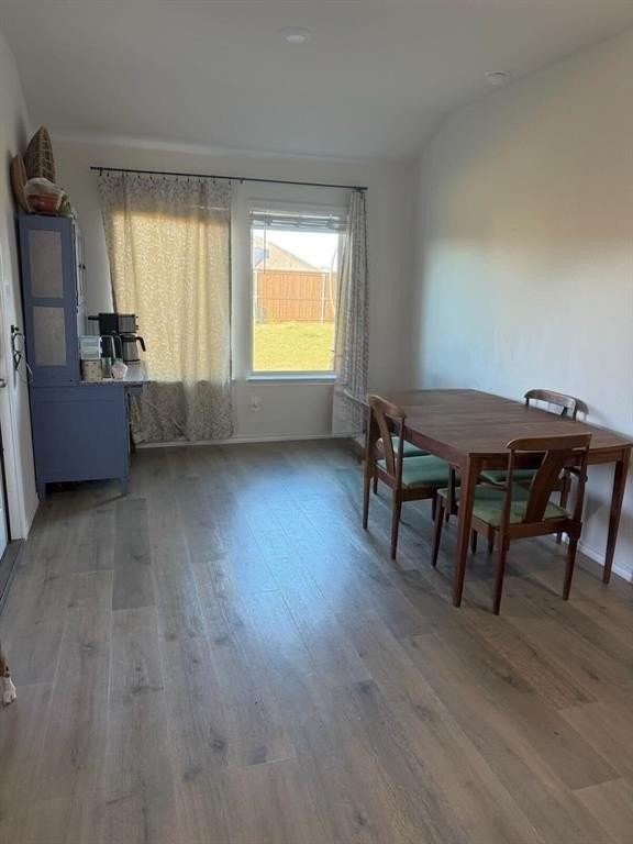 703 Wind Cove Ln - Photo 2 of 4