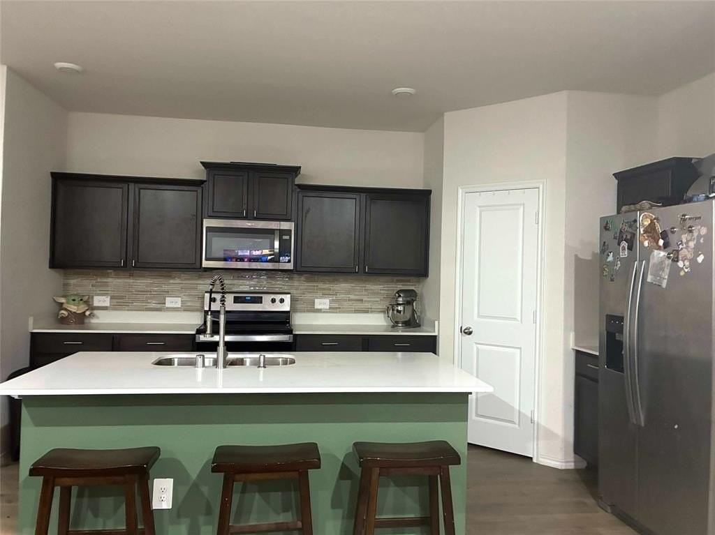 703 Wind Cove Ln - Photo 3 of 4