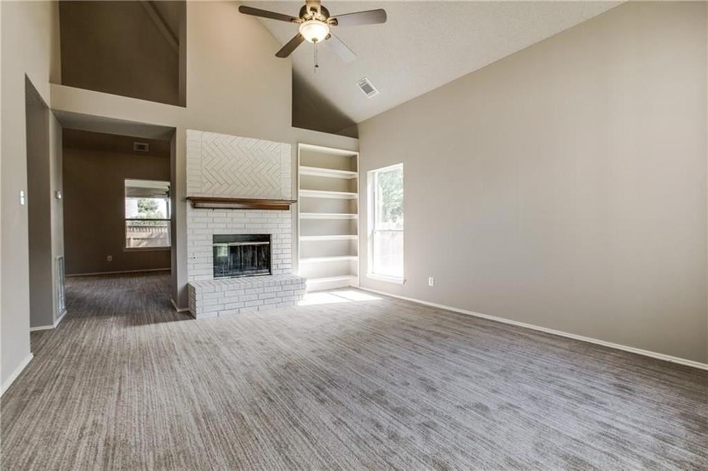 811 Fall Dr - Photo 3 of 30