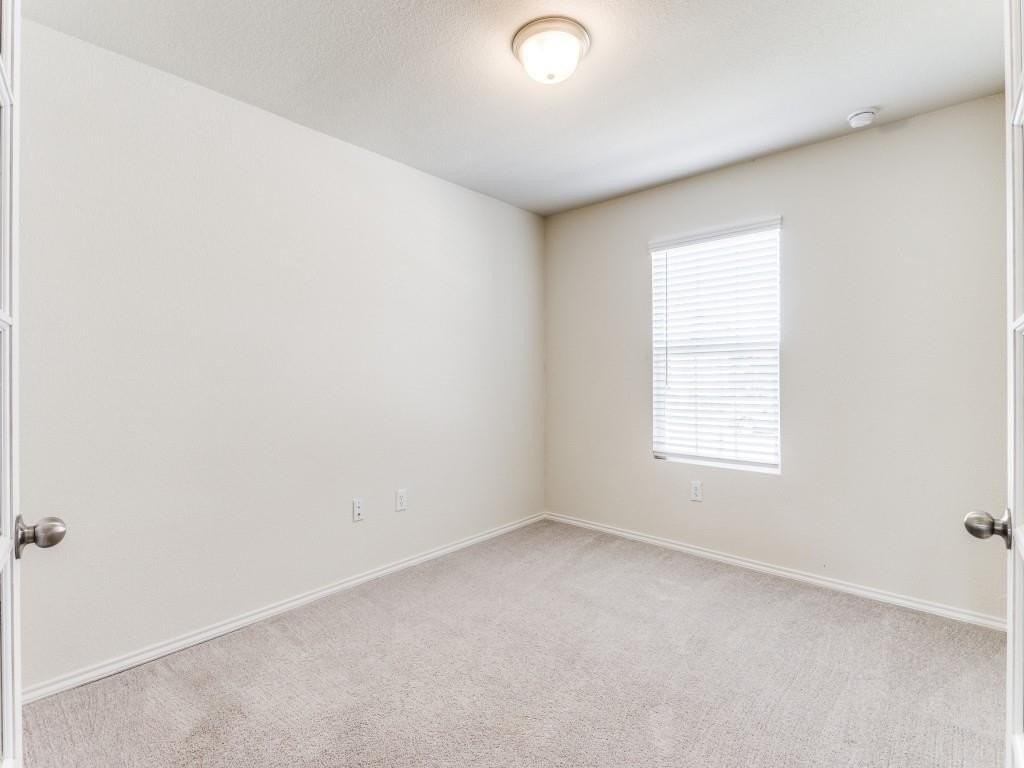 1944 Fox Glove St - Photo 7 of 12