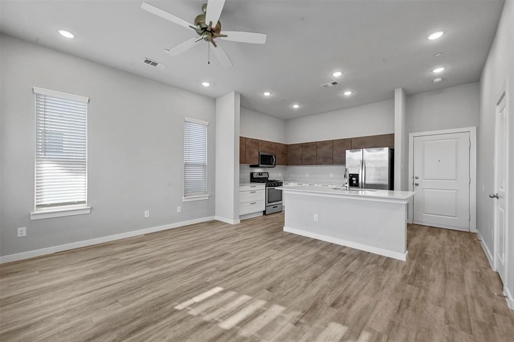 2362 Freshwater Ln - Photo 2 of 18