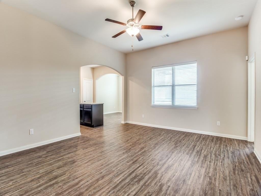 1717 Conley Ln - Photo 2 of 11